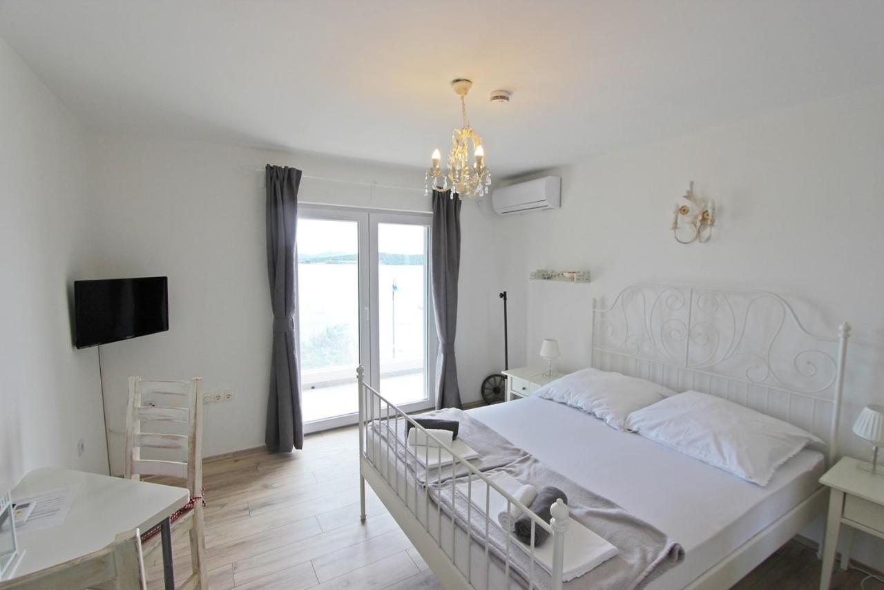 Villa Danica Murter Betina  Εξωτερικό φωτογραφία